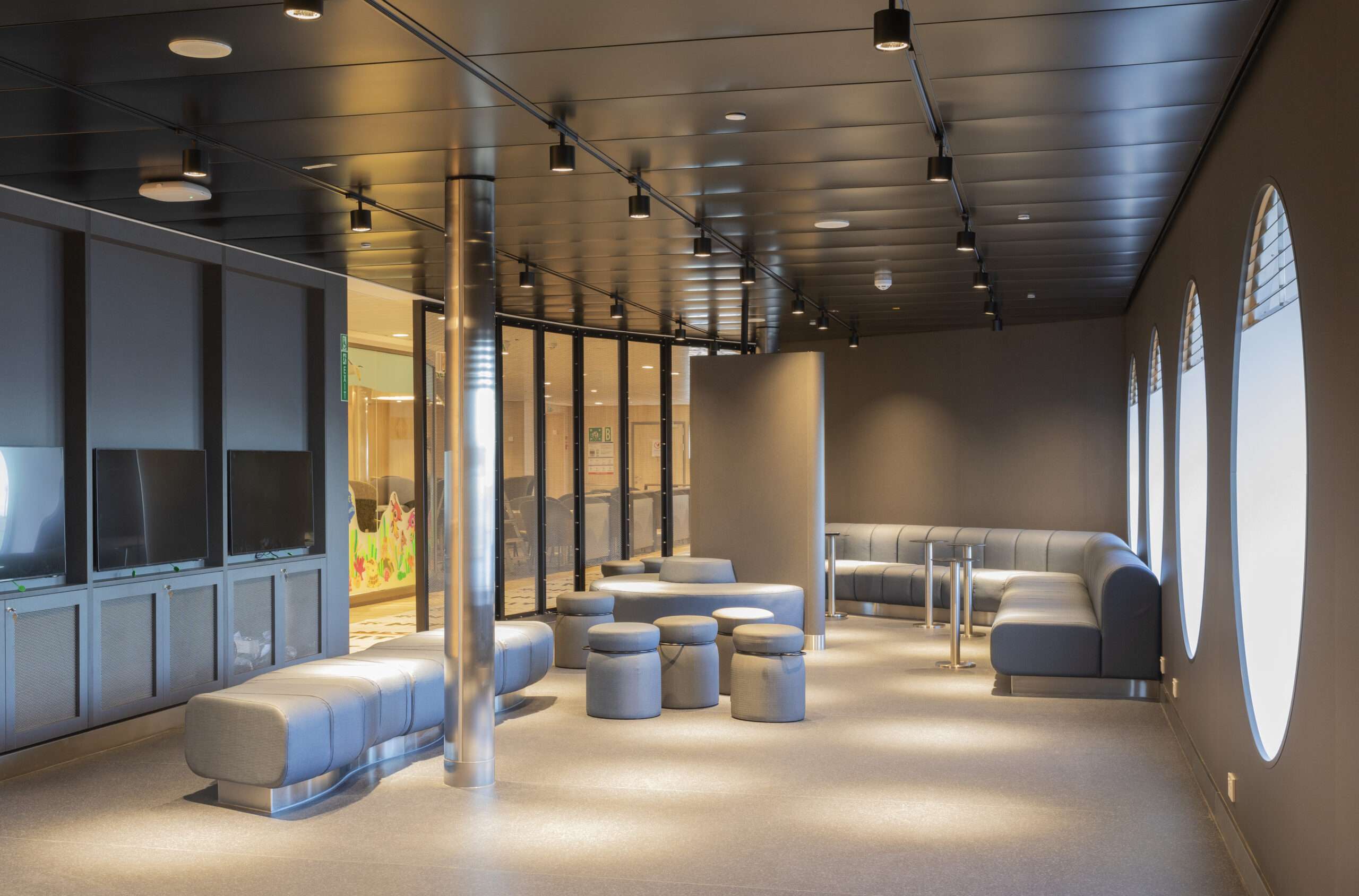 DAMPA Clip-In on Spirit of Tasmania - Cinema Lobby